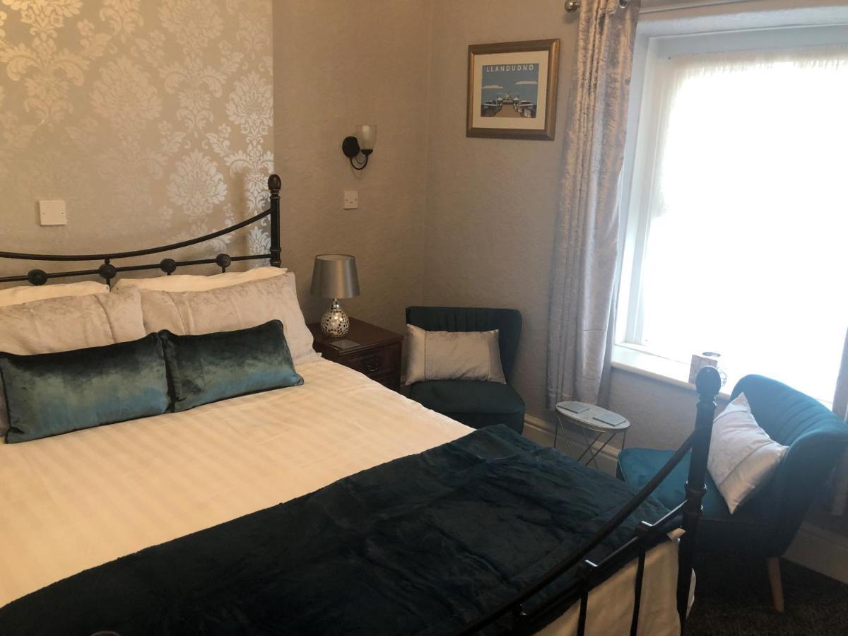 Adcote House (Adults Only) Hotel Llandudno Kültér fotó
