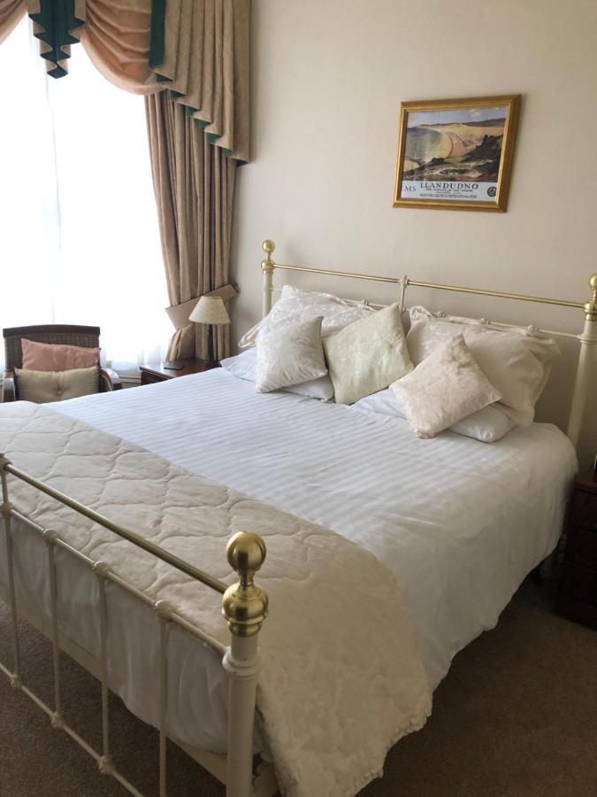 Adcote House (Adults Only) Hotel Llandudno Kültér fotó